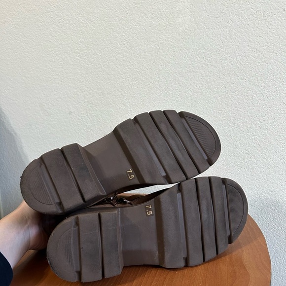 Steve Madden Women's Coletta Lug-Sole Buckle Booties Size 7.5 Brown Leather Fall - Picture 3 of 10